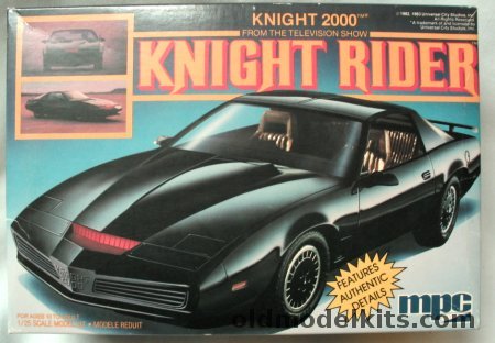 MPC 1/25 Knight 2000 (KITT) Trans Am from TV's 'Knight Rider', 6377 plastic model kit